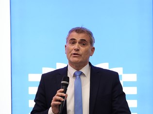 2025-12-01 12-11-15.jpeg